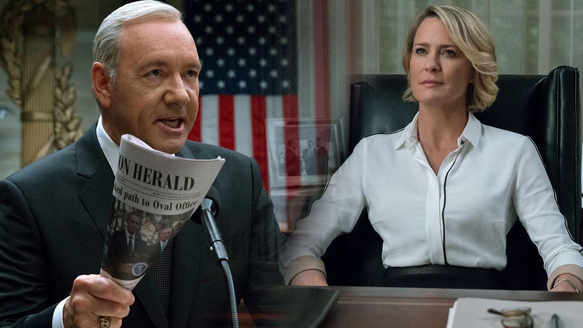 Efter att ha avbrutit produktionen av succéserien House of Cards meddelar Netflix nu att det blir en sjätte och sista säsong av dramaserien. Det blir dock utan Kevin Spacey som anklagats för sexuella trakasserier. (Foto: TT / Montage)