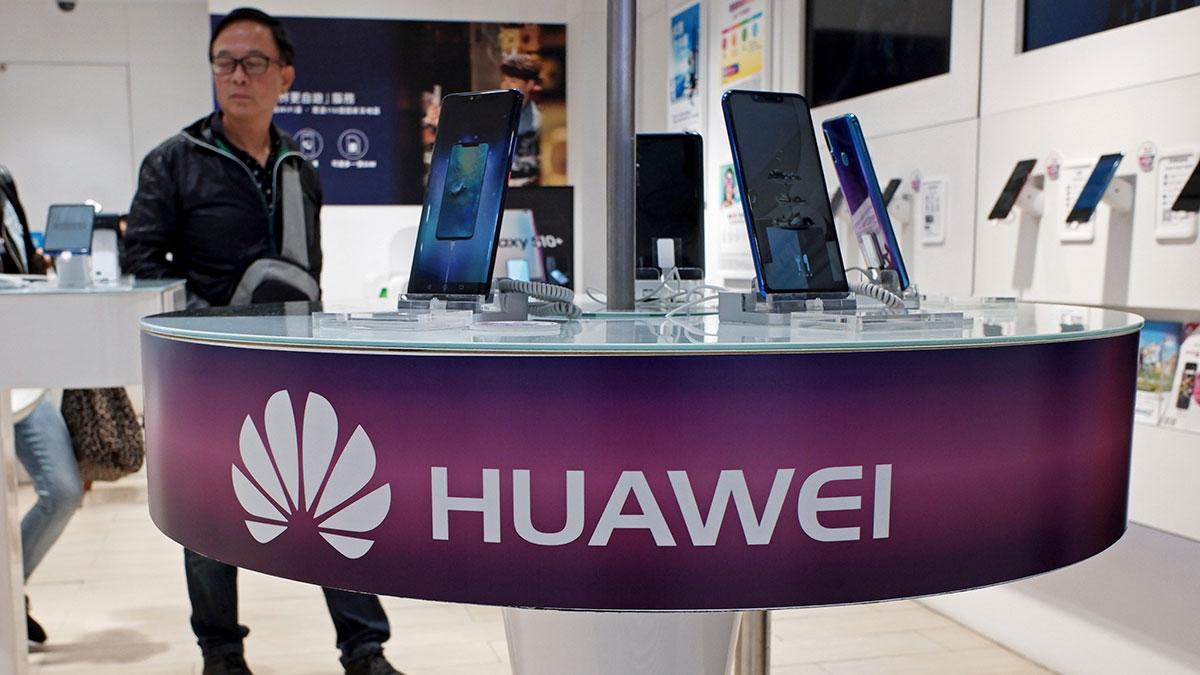 Huawei försäljning av smartphones rasade med hela 27,3 procent (40,9 miljoner enheter) under Q1, enligt analysen. (Foto: TT)