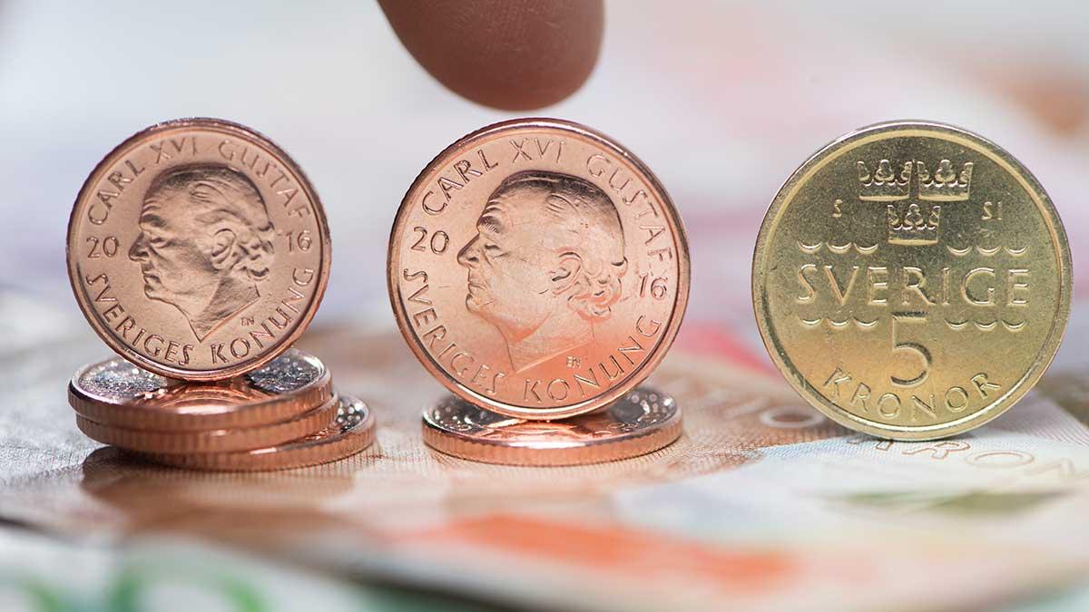 Den svenska kronan har fallit klart mot euron