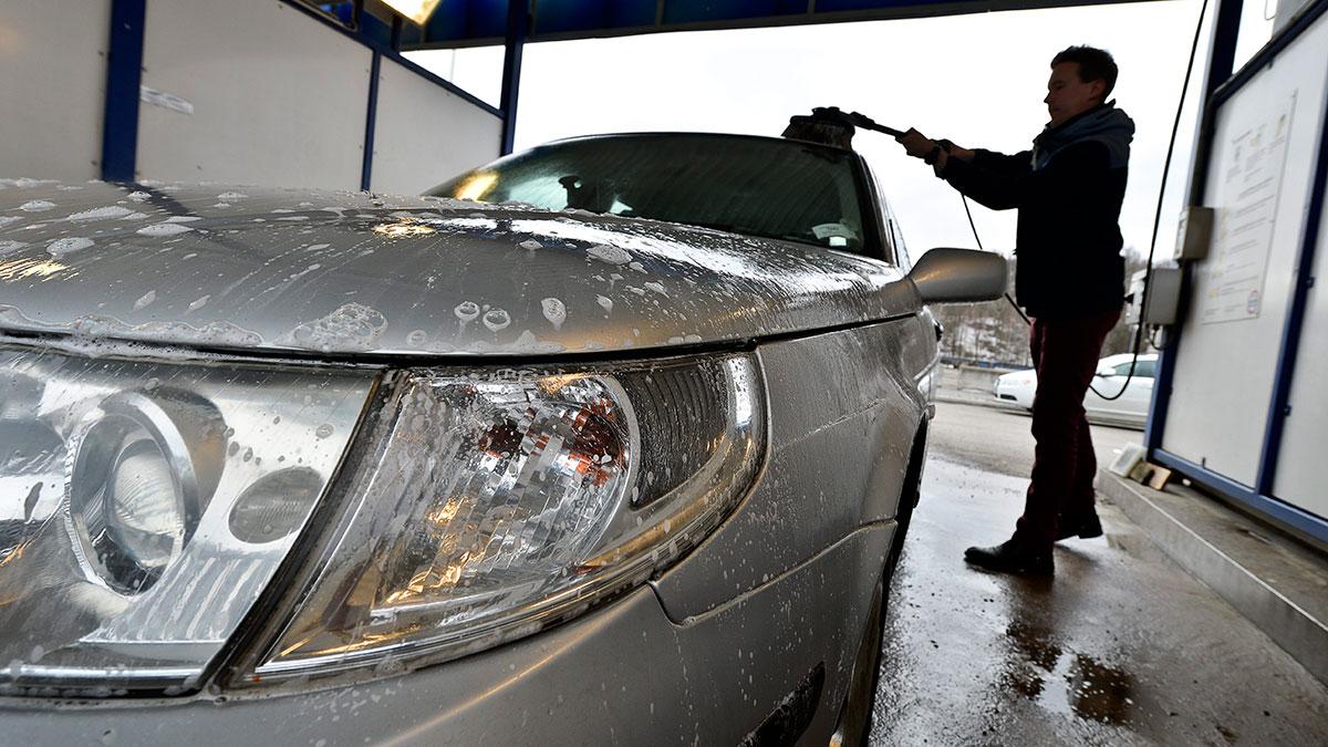 Att tvätta bilen innan du säljer den är en självklarhet. (Foto: TT)
