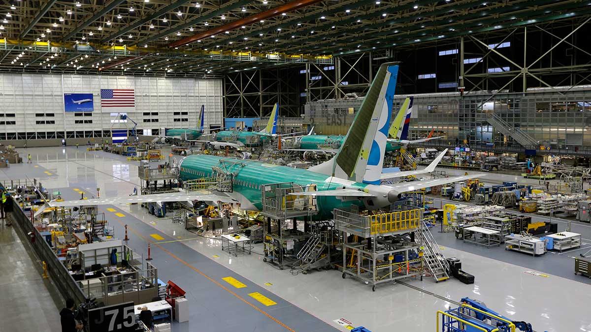 Mer än ett dussintals banker har lovat Boeing finansiering på över 12 miljarder dollar, mer än vad flygplanstillverkaren hade räknat med. (Foto: TT)