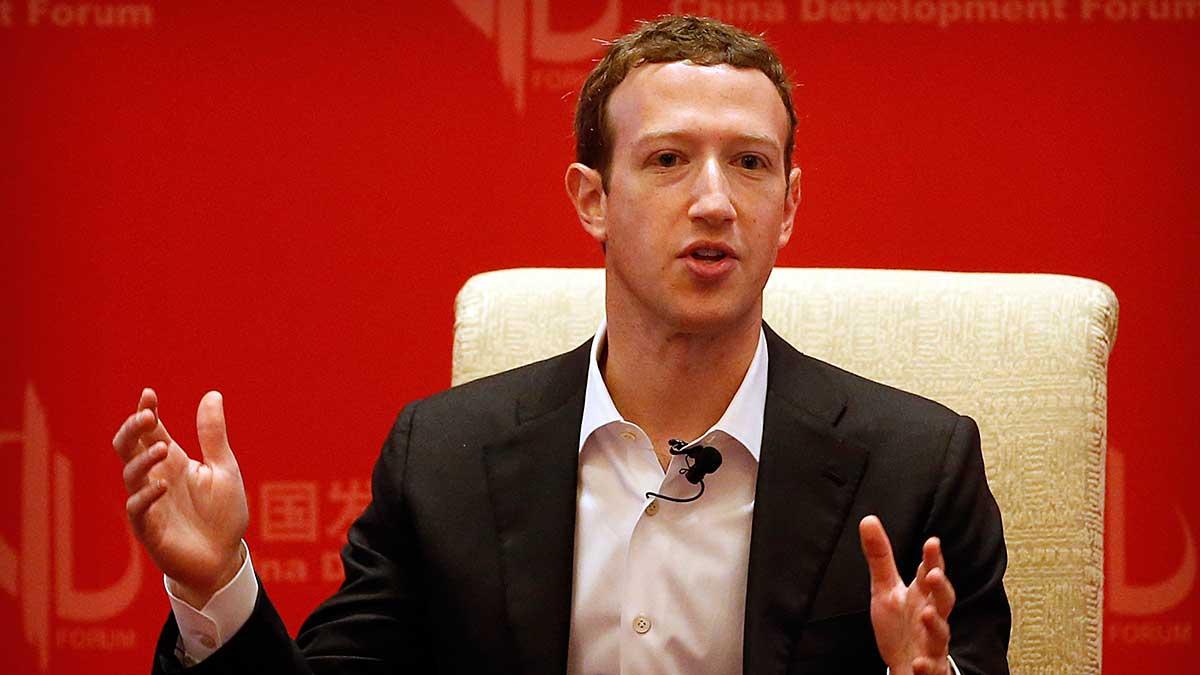 Facebooks skapare Mark Zuckerberg ger tre tips på hur du lyckas som entreprenör. (TT)