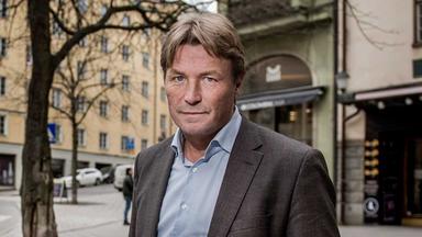 Thomas Bodström försöker nu smyga ur Allra - bakvägen. I tysthet har ansökt om utträde ur styrelsen. (Foto: TT)