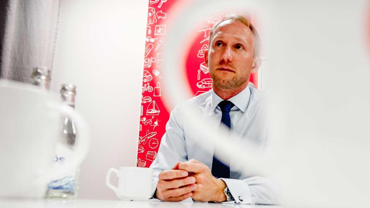 Jag respekterar Niclas beslut och vill tacka honom för hans arbete och engagemang