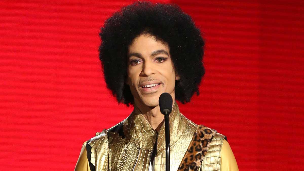 Världsartisten Prince är död men hans musik är odödlig. (Foto: TT)