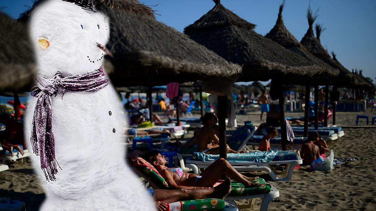 Plötsligt dök en snögubbe upp - fast bara låtsas - på den spanska solkusten: I själva verket det hagel som ockuperat sandstranden - men turisterna blev oavsett stela av skräck. (Foto: TT / montage)