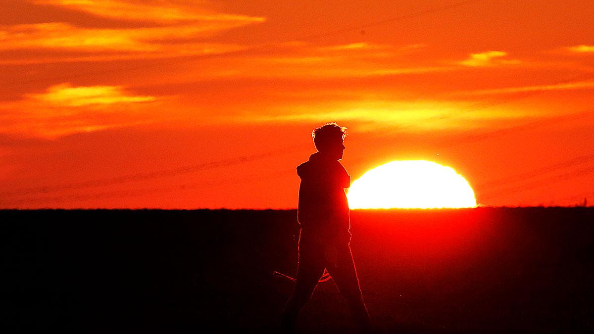 Astronomerna tror sig nu vara säkra på vad som händer när solen dör