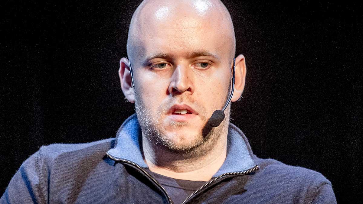 Den svenska musiktjänsten Spotify – med svenske grundaren Daniel Ek (bilden) – har blivit stämd på 1