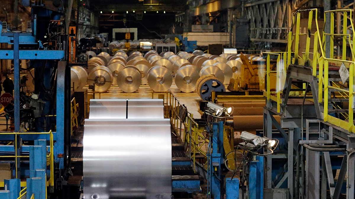 Finansinformationsjätten Factset har gått igenom vilka effekter de nyligen beslutade amerikanska importtullarna på stål och aluminium om 25 respektive 10 procent får på inhemska producenter och deras kunder. (Foto: TT)