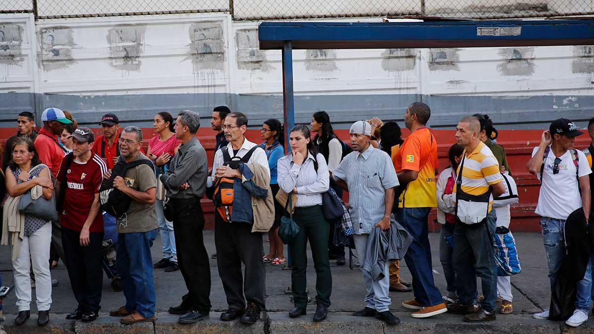 Venezuela kommer under tisdagen att inleda en förtidsförsäljning av sin nationella kryptovaluta