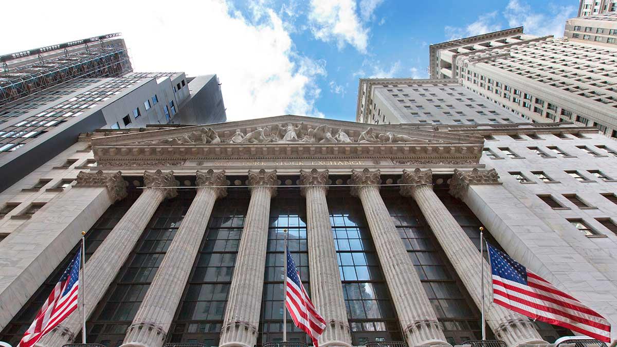 Tyska storbanken Deutsche Bank flyttar sitt New York-kontor bort från Wall Street till mittenområdet av Manhattan