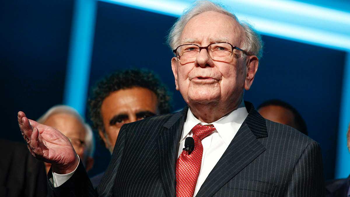 Warren Buffetts konglomerat Berkshire Hathaway håller en konservativ linje under coronapandemin. (Foto: TT)