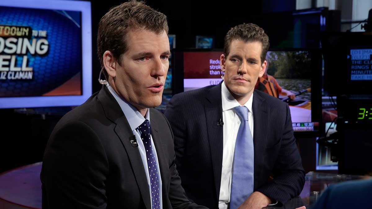 Cameron Winklevoss (höger)