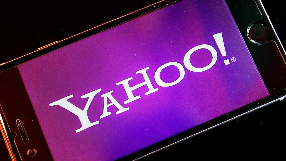 Yahoo Japan kommer att köpa tillbaka egna aktier för två miljarder dollar i en affär som involverar Softbank och Altaba