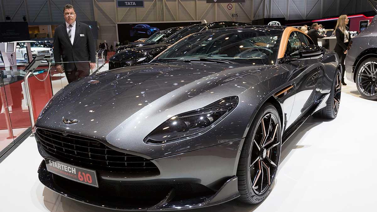 Brittiska lyxbiltillverkaren Aston Martin drar ned antalet anställda med totalt 500 personer. (Foto: TT)