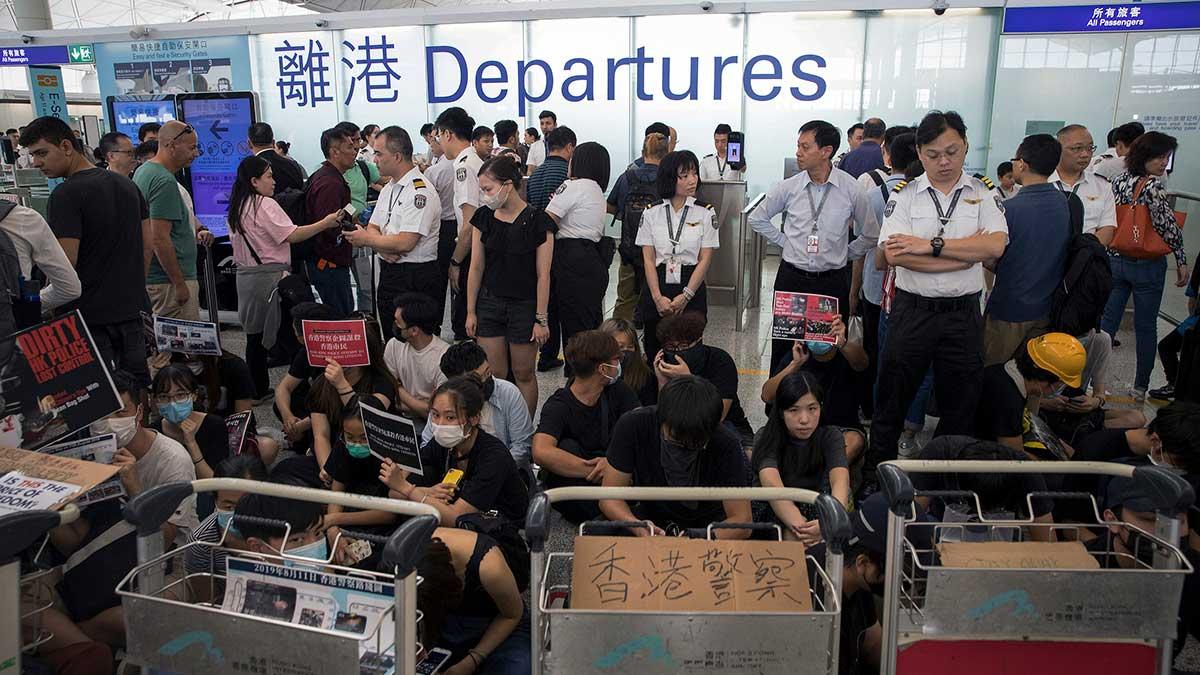 hongkong-flygplats-protester-demonstranter