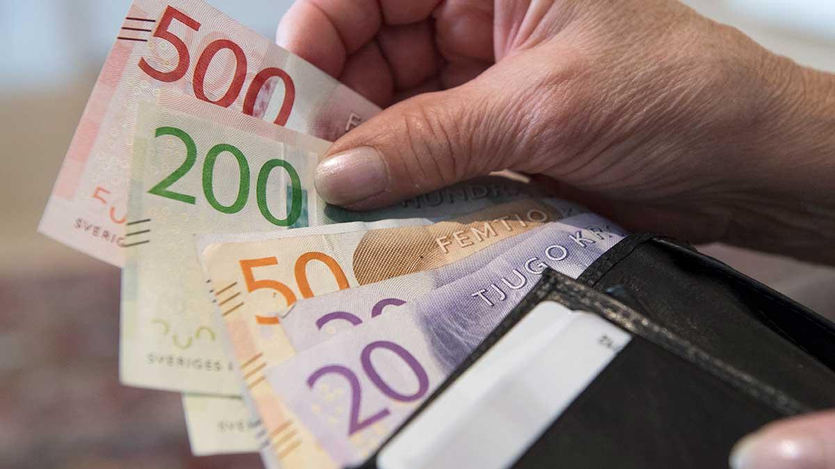 staten-överskott-skatteintäkter