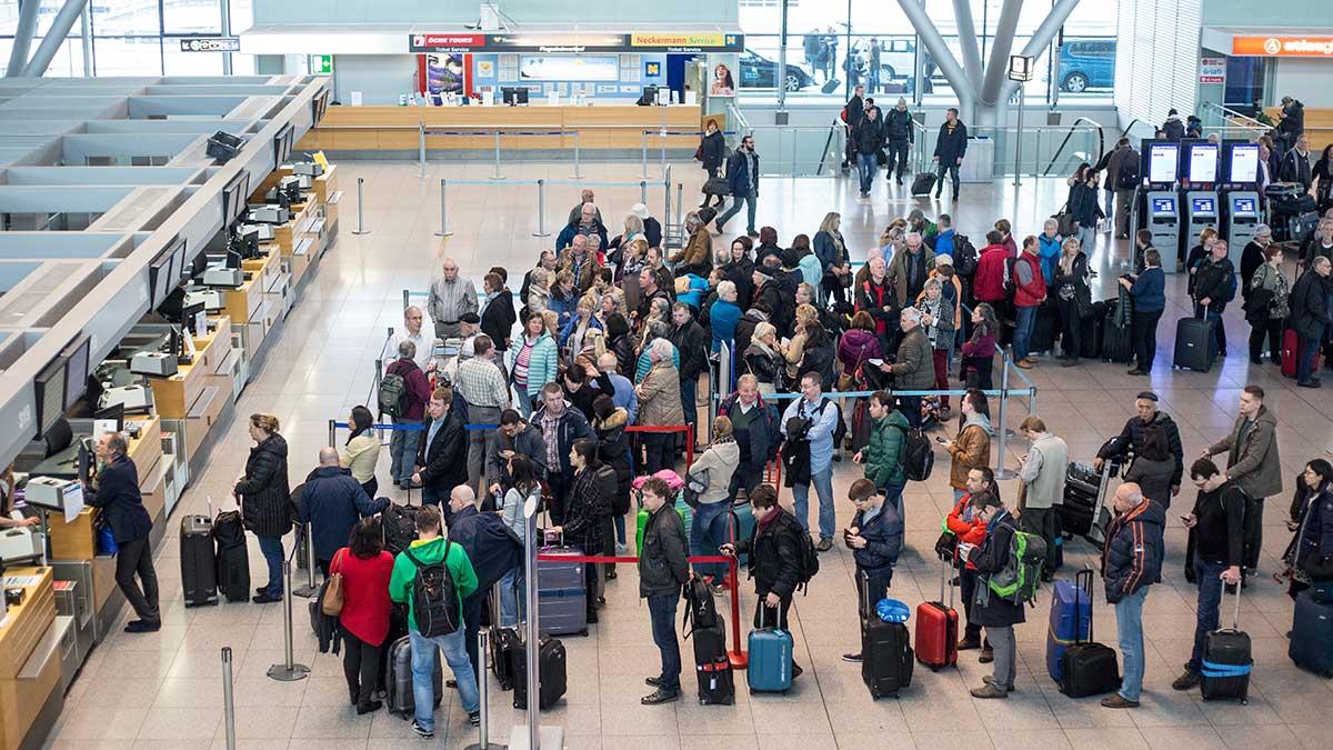 Uppemot 300.000 resenärer uppges bli drabbade av pilotstrejken på British Airways, även svenska avgångar påverkas i viss grad. Bilden är tagen vid ett tidigare tillfälle. (Foto: TT)