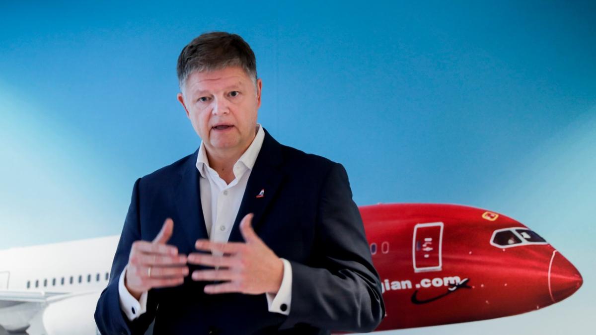 Norwegians vd Jacob Schram utesluter inte att flygbolaget går i konkurs. (Foto: TT)