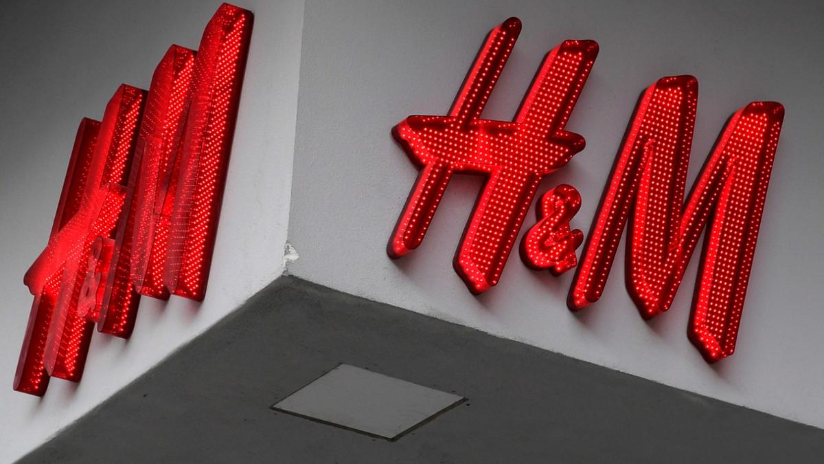H&M sitter på vinnande aktier, tror börsexperterna Oskar Ekman och Anders Rudolfsson.