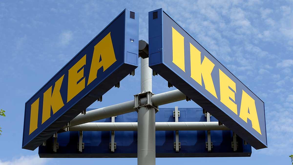 Det kommer att dröja till nästa sommar innan Ikea räknar med att kunna fylla hyllorna igen. (Foto: TT)
