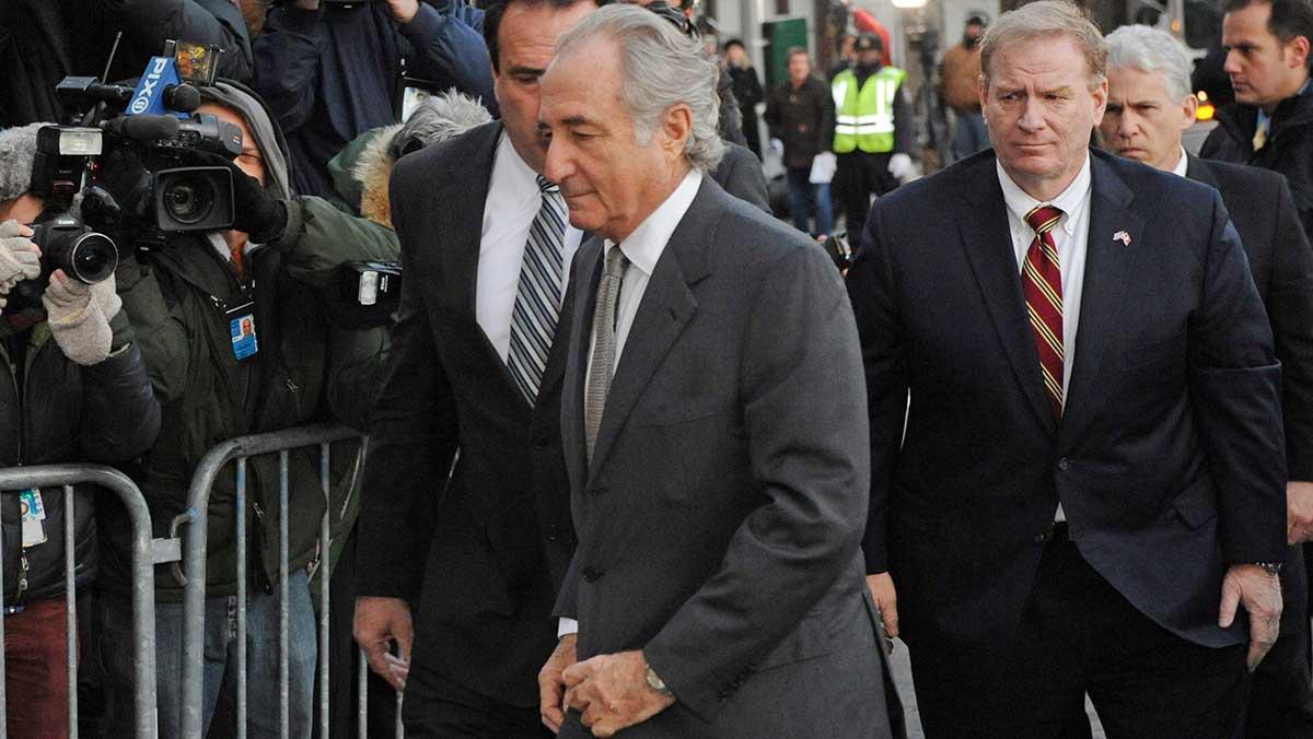 Storsvindlaren Bernie Madoff död