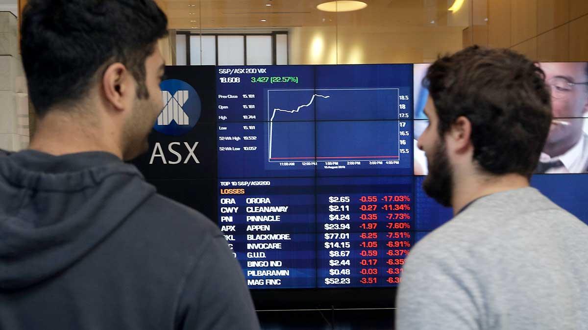I Australien vände börsen från ett fall på som mest drygt 8 procent till en uppgång på 4,4 procent vid stängningen. (Foto: TT)