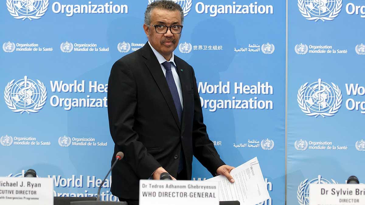 WHO:s generaldirektör Tedros Adhanom Ghebreyesus (bilden) gick i måndags ut och påstod att dödligheten i coronaviruset är 3,4 procent. Det tycks ha varit ett utspel i nattmössan för nu erkänner WHO att siffran troligen är överdriven. (Foto: TT)