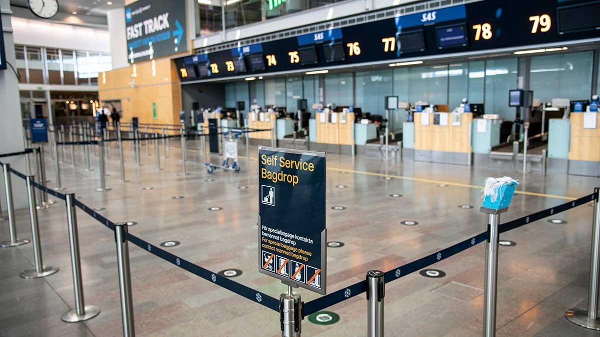 Trafiken vid statliga flygplatsoperatören Swedavias tio flygplatser i Sverige rasade med hela 98 procent i april. (Foto: TT)