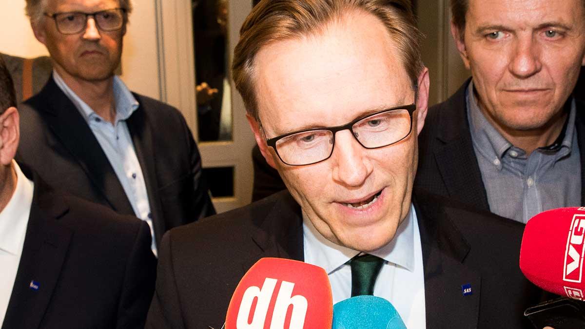 "Vi är väldigt glada", säger SAS finansdirektör Torbjørn Wist över att Danmarks och Sveriges regeringar nu griper in och garanterar det coronatynga flygbolaget lån på 3,3 miljarder svenska kronor. (Foto: TT)