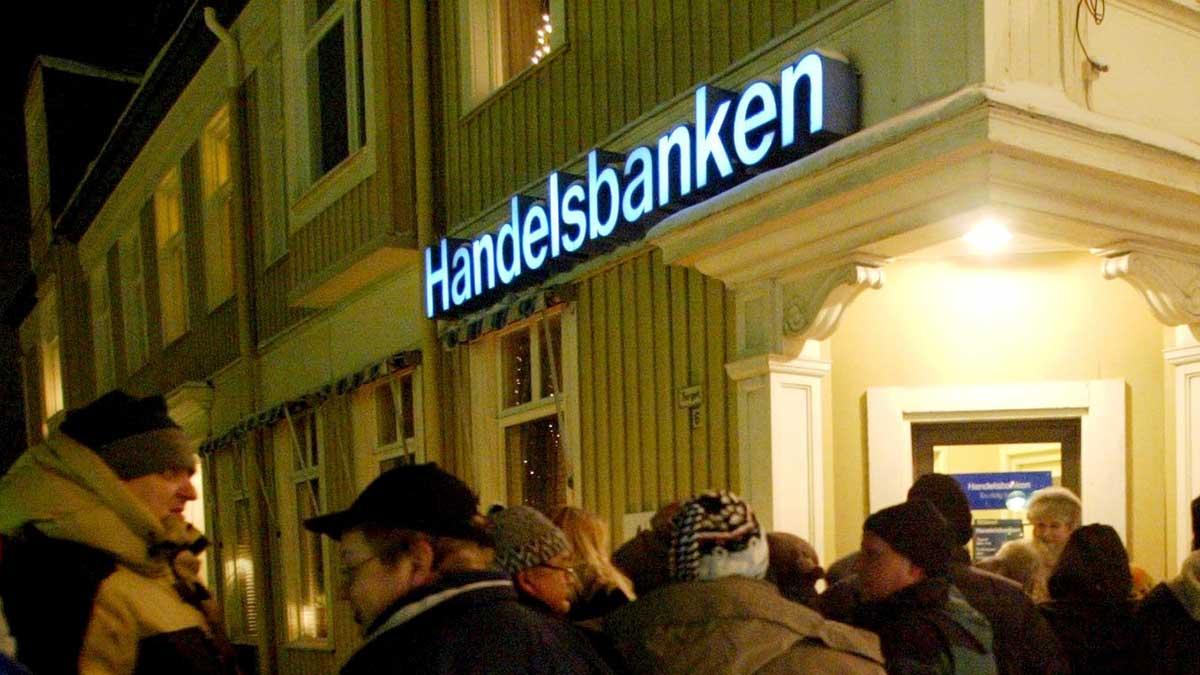 Handelsbanken stänger fem kontor i Finland och omorganiserar ytterligare två kontor, dessutom förstärker bankens sin aktivitet i Helsingfors. (Foto: TT)