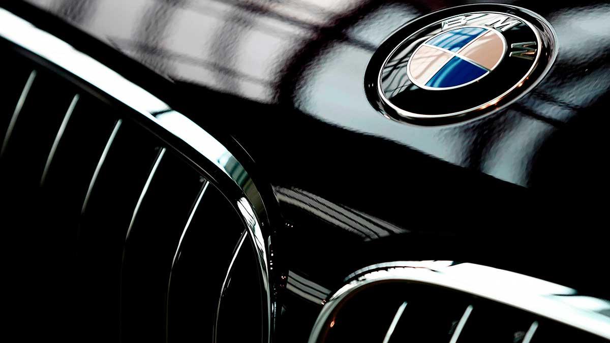 BMW meddelar att 6 000 jobb ska bort framöver för att tackla coronakrisen. (Foto: TT)