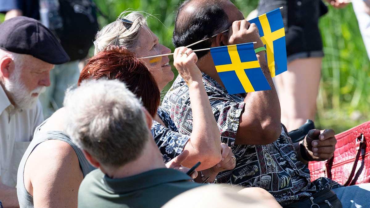 Handelsbankens makroekonom anser att det inte går att slå fast att svensk ekonomi klarar sig bättre än övriga Norden, han ser "inga övertygande tecken på att återhämtningen är här". (Foto: TT)