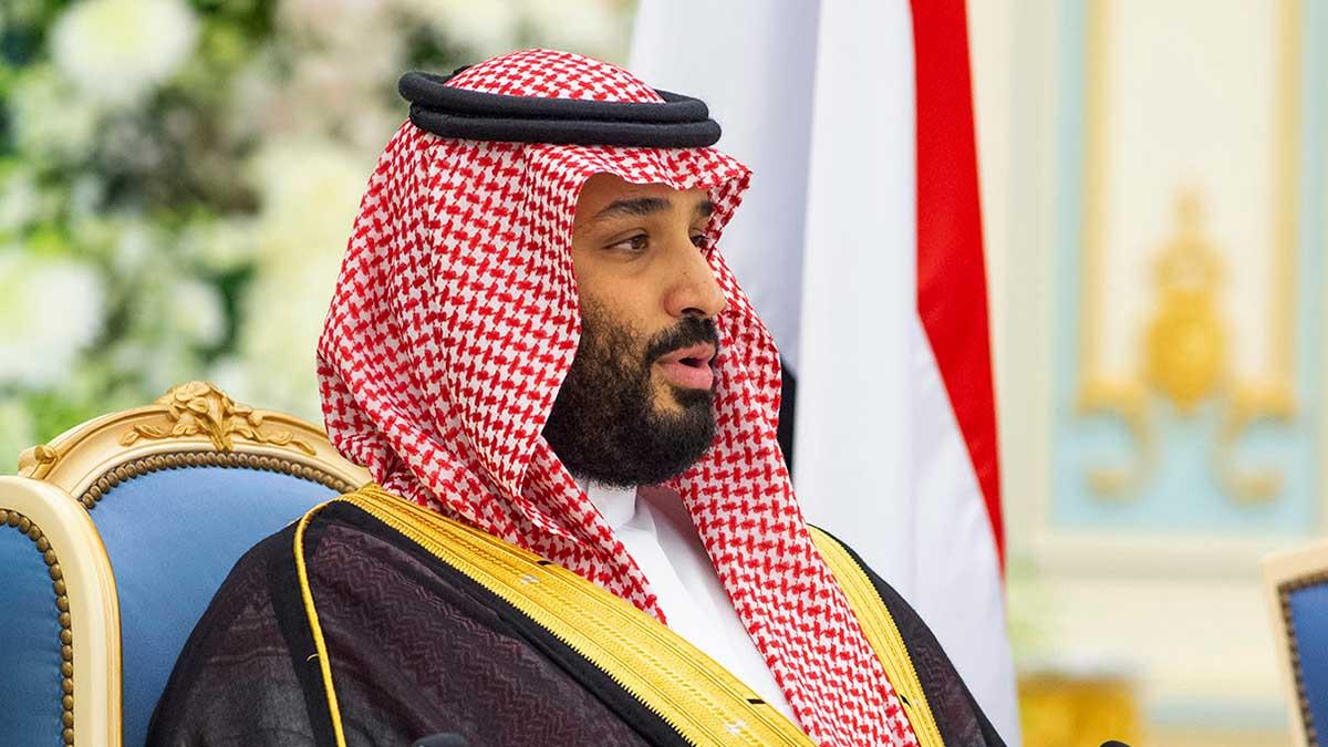 Ett konsortium till 80 procent backat av Saudiarabien har dragit sig tillbaka och kommer inte köpa brittiska fotbollsklubben Newcastle United. På bilden syns den saudiske kronprinsen Mohammed bin Salman. (Foto: TT)