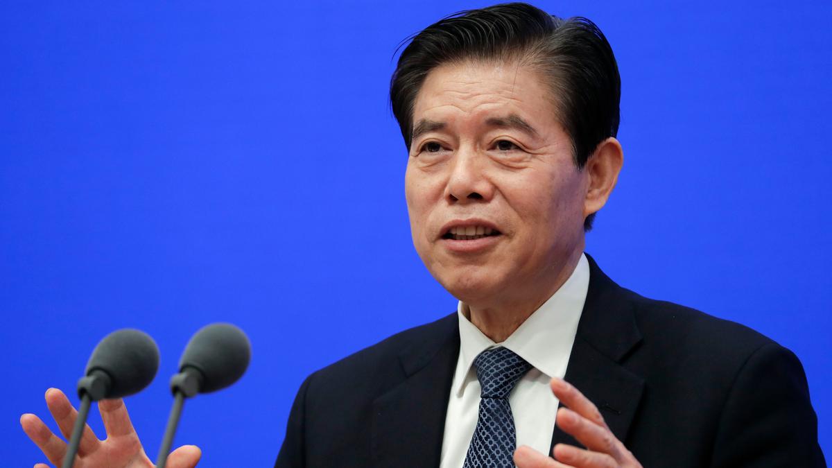 Kinas handelsminister Zhong Shan kan få arbeta med att återetablera utländska investeringar när coronavirusets utbredning har minskat. (Foto: TT)