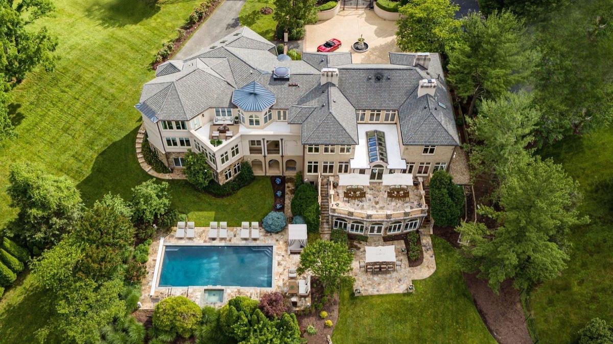 Mike Tysons exfru säljer deras mansion
