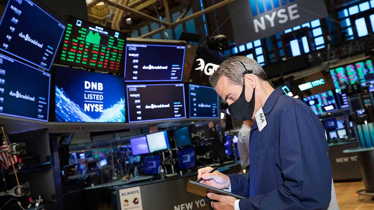 New York-börserna avslutade tredje kvartalet med stigande börsindex. Förhoppningar om ett nytt stimulanspaket drev upp handeln. (Foto: TT)