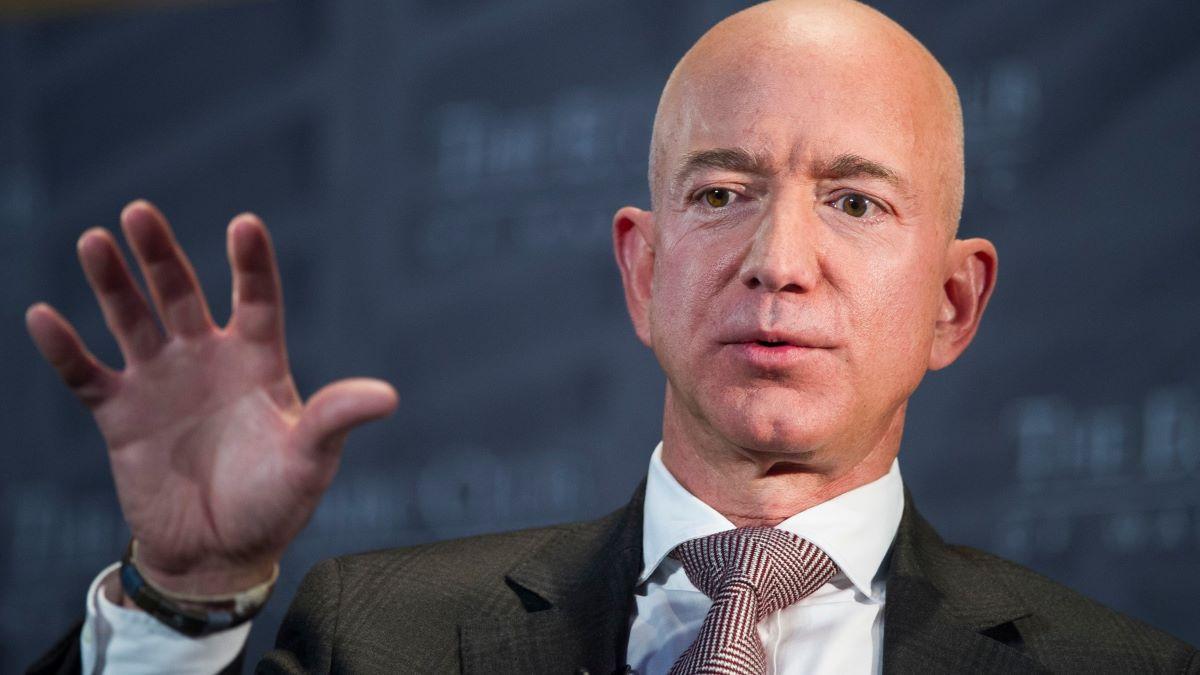 Jeff Bezos, Amazons vd och grundare, förlorar kampen om e-handeln under den indiska festivalsäsongen. (Foto: TT)