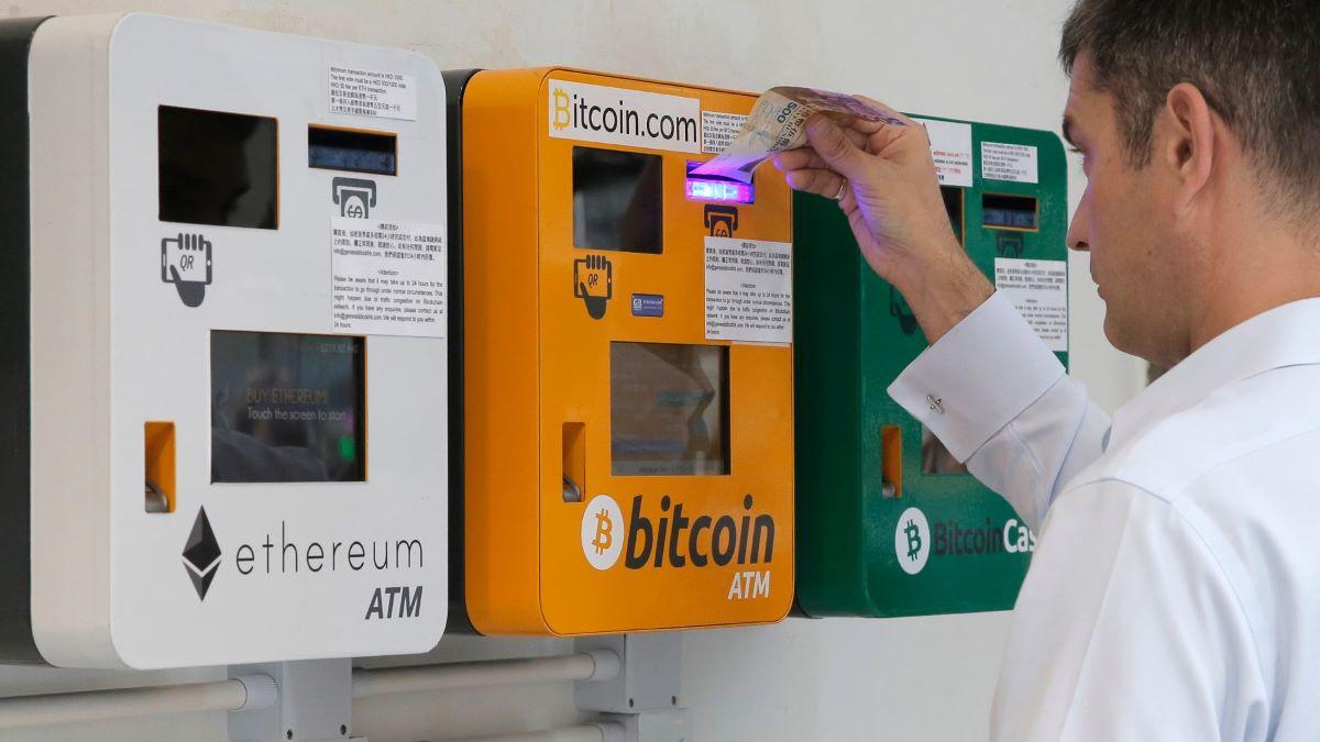 Nu har den digitala valutan Bitcoin överskridit 18 000 dollar, vilket inte har inträffat på nästan 3 år. (Foto: TT)