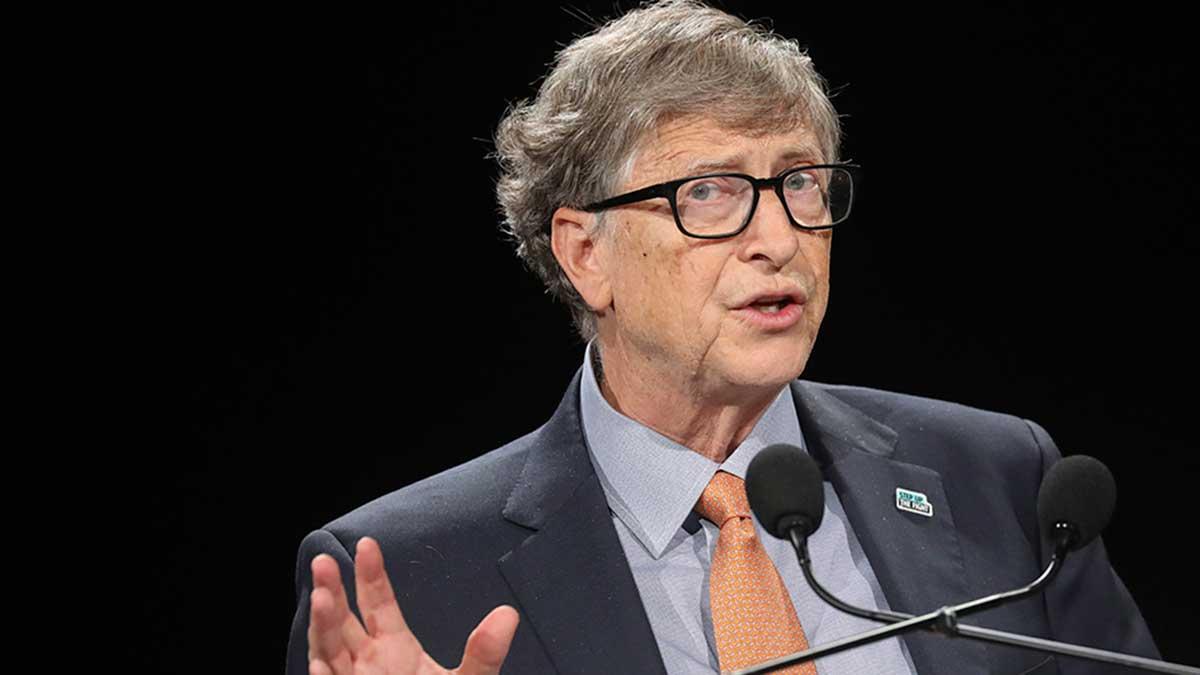 Microsofts medgrundare Bill Gates tror att affärsresandet minskar med över 50 procent efter coronapandemin. (Foto: TT)