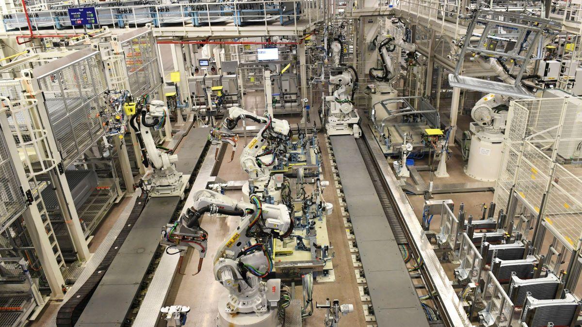 Rejlers tar nu hem uppdraget att modernisera Scaniafabriken i Oskarshamns produktionslinje. (Foto: TT)