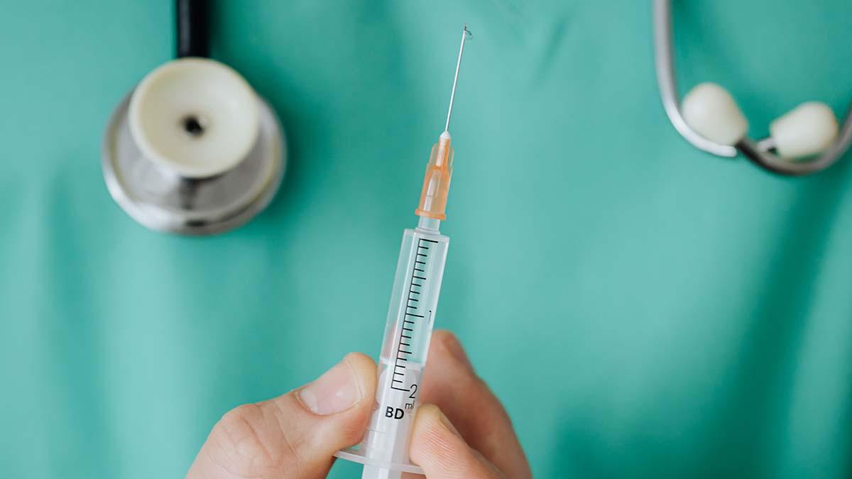 Antal smittade i Europa verkar ha nått sin topp och med vaccinet på gång kan nästa år bli bra för börsen. (Foto: Pexels) covid kurva