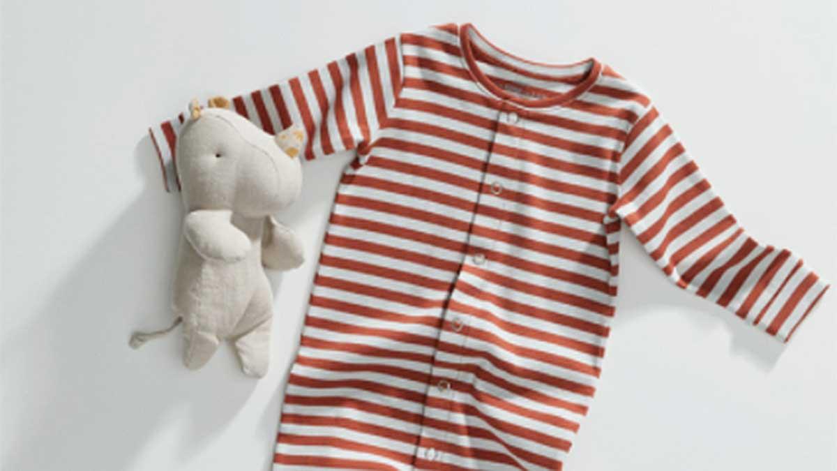 H&M:s modevarumärke Arket ska börja med prenumerationsbaserad kläduthyrning tillsammans med e-handelsbolaget Circos. (Foto: Skärmdump från Arket)