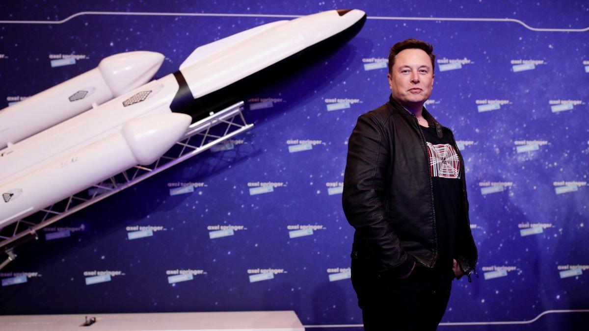 Efter en makalös kursutveckling i Tesla är nu Elon Musk den rikaste personen i världen. (Foto: TT)