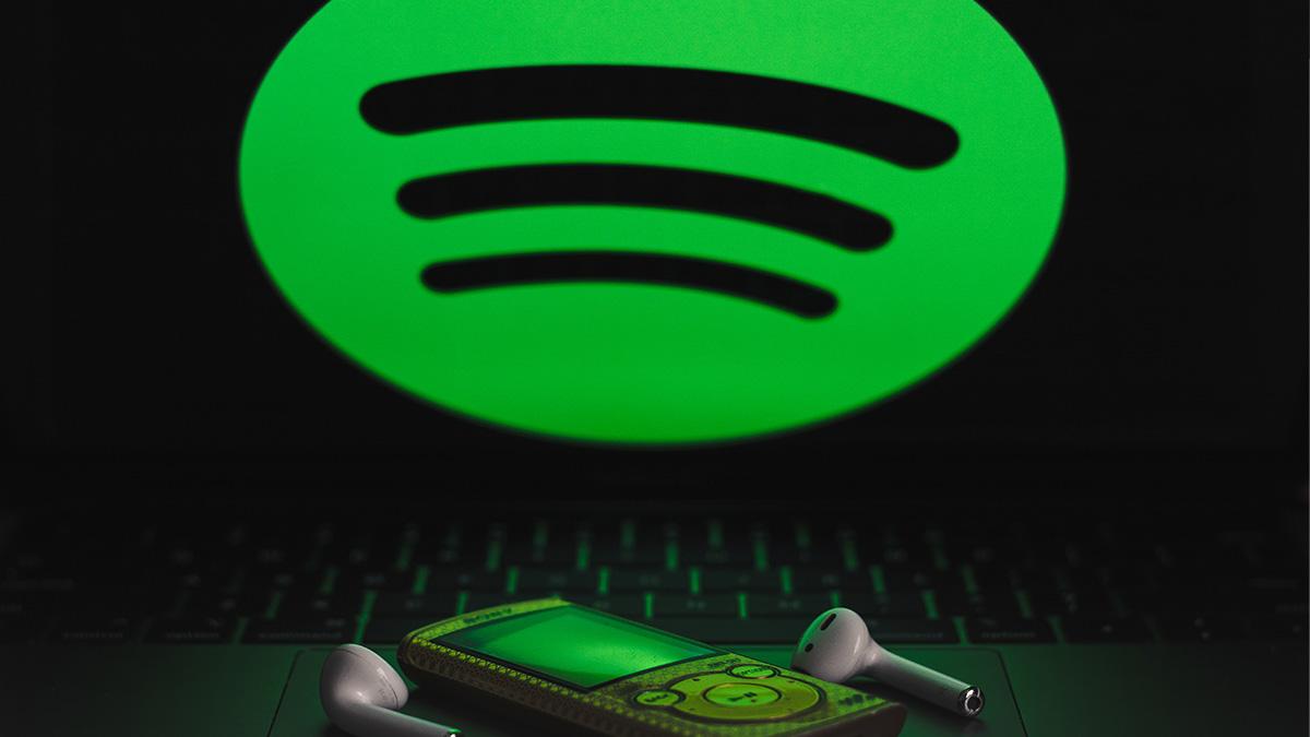 Spotify: Tar ned poddar efter PS avslöjande