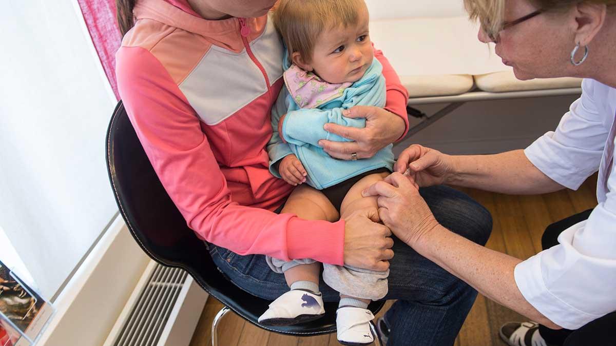 vaccin mot covid-19 testas på barn