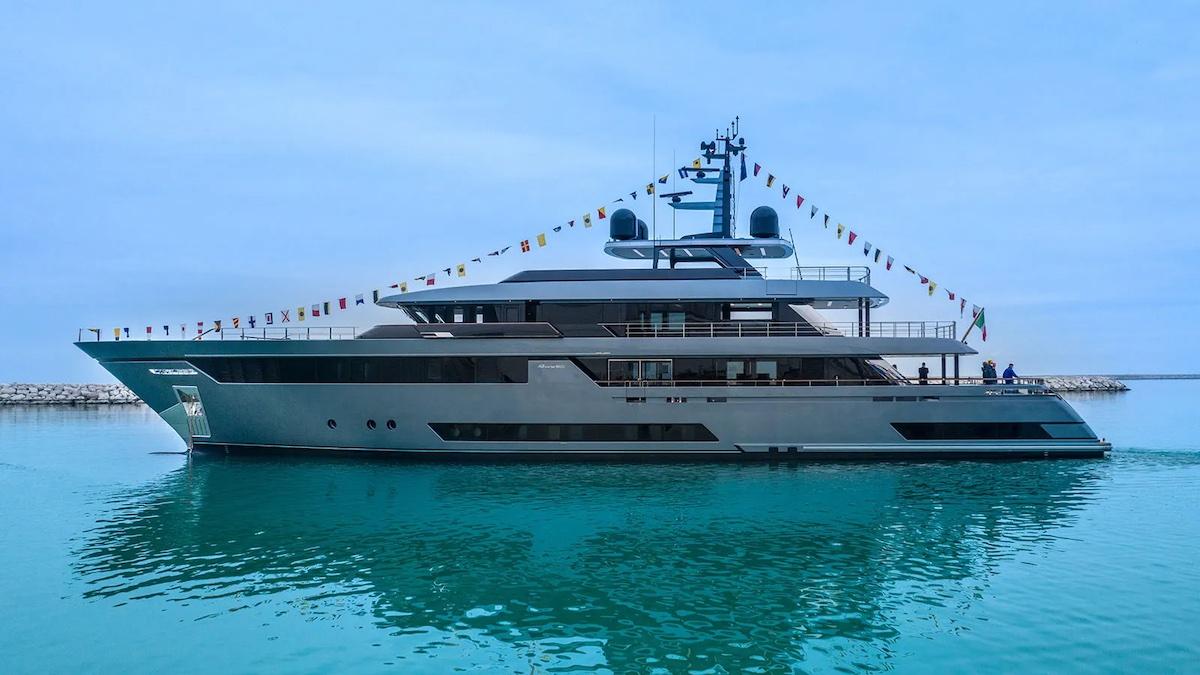 superyacht