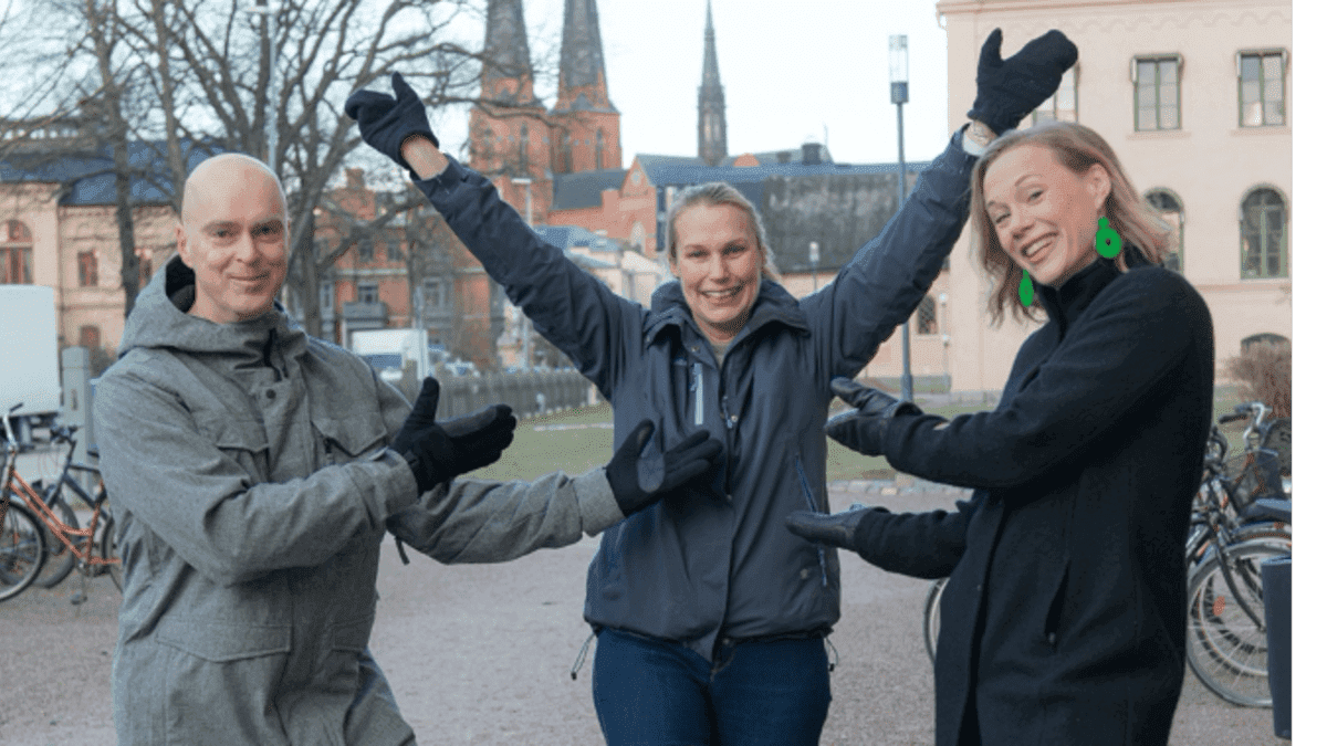 Per Askling och Karin Ripol, hälsar grundvattenexperten Magdalena Thorsbrink välkommen till Structor Vatten & Miljö Uppsala