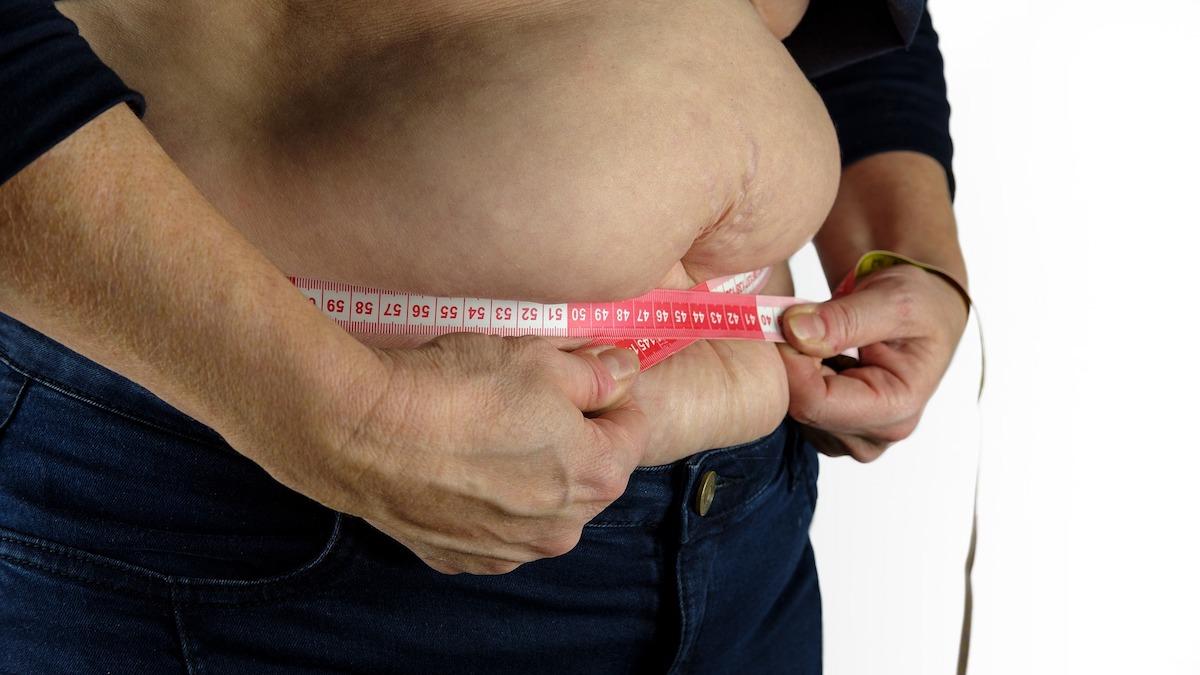 Hälsomyndigheter i Storbritannien har godkänt en injektion för viktminskning, läkemedlet rekommenderas i första hand till personer med ett BMI över 35. Högt BMI i kombination med stort midjemått ökar risken för följdsjukdomar