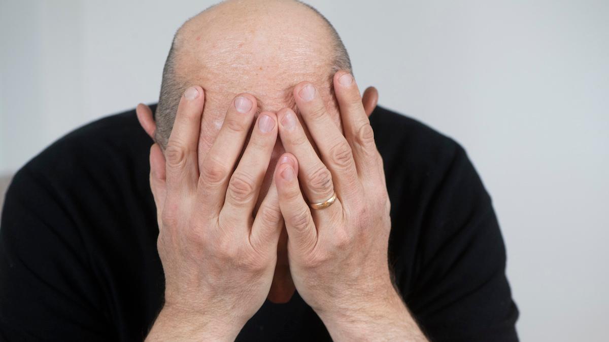 Män har ett lägre upplevt behov av vård när de har symptom på depression och söker mer sällan vård än kvinnor, det visar en ny avhandling.